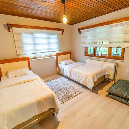 Bed and Breakfast Sapancaminihouse Exterior foto